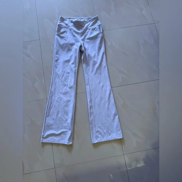 IUGA Wide Leg Yoga Pants Size: Medium pockets polyester spandex - Picture 13 of 13